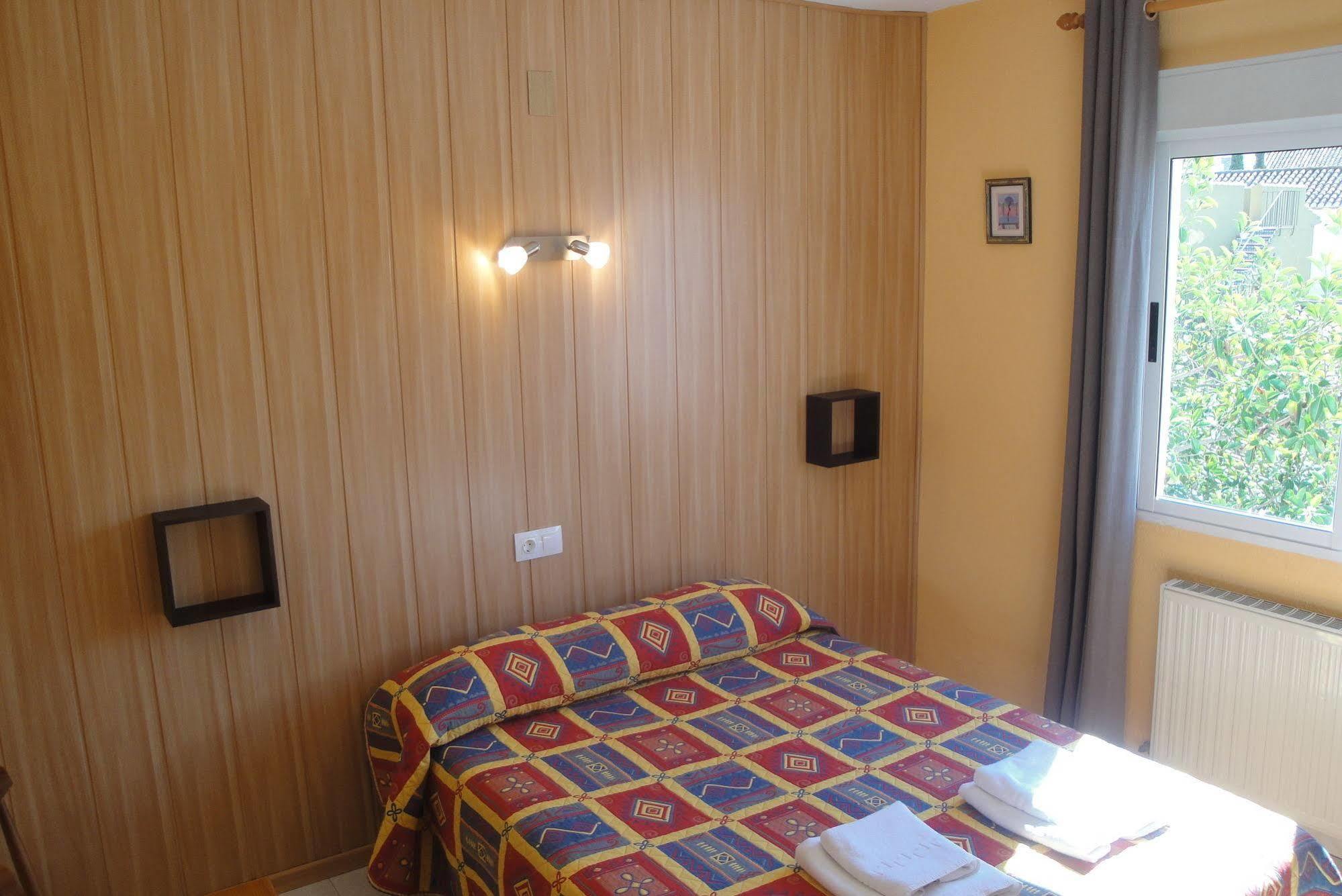 Hostal Cristina Denia Exteriér fotografie