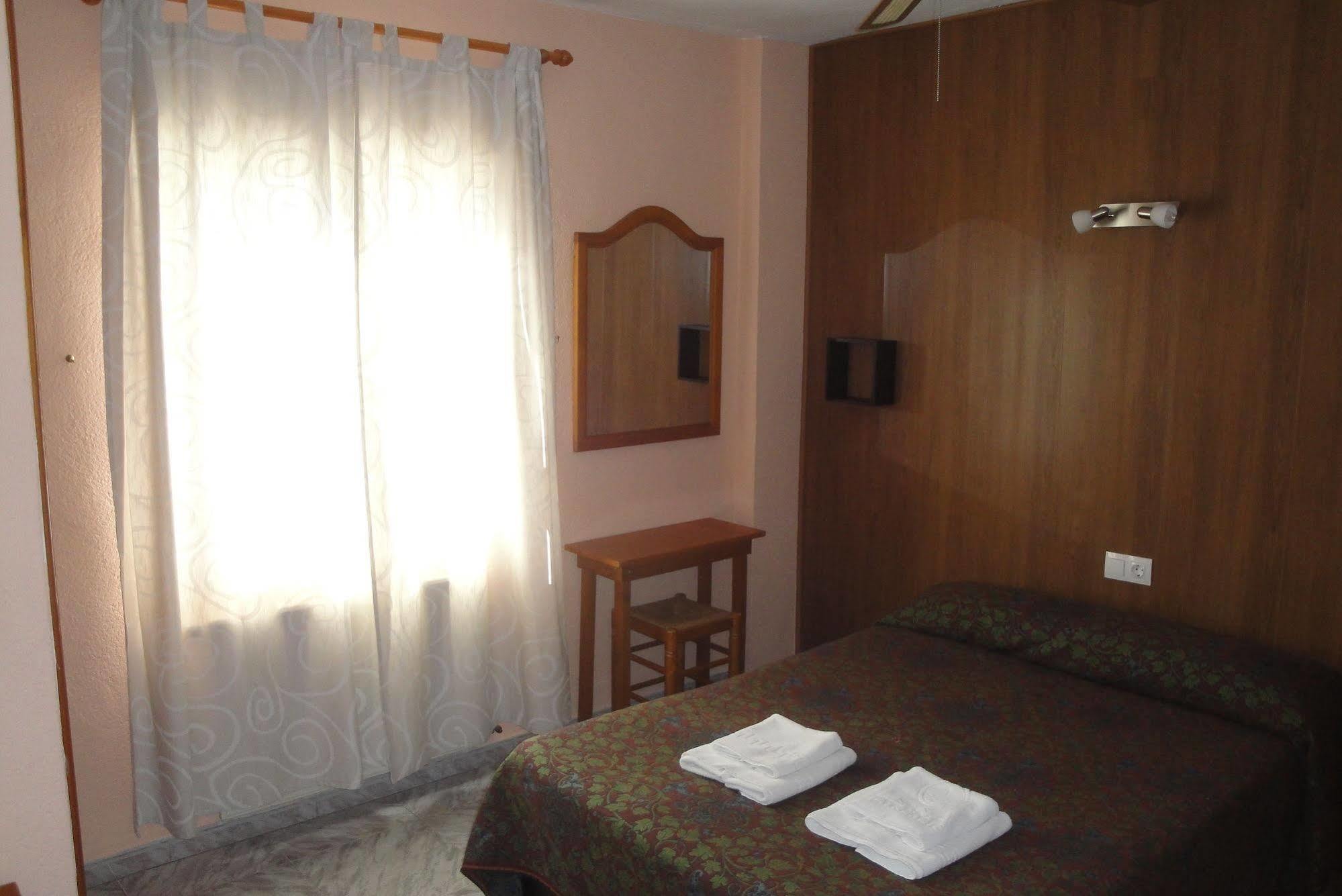 Hostal Cristina Denia Exteriér fotografie